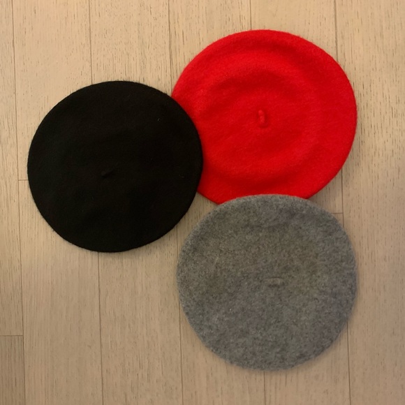 Halogen Accessories - 3 French Berets